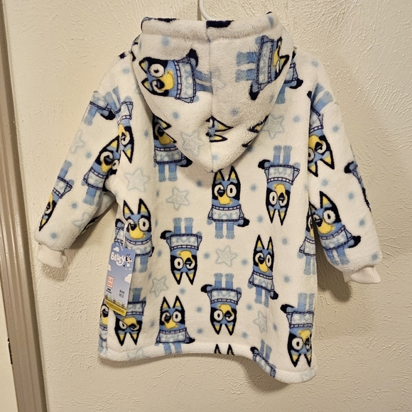 NWT Bluey Toddler Super Soft Snugit Hoodie - Picture 2 of 4